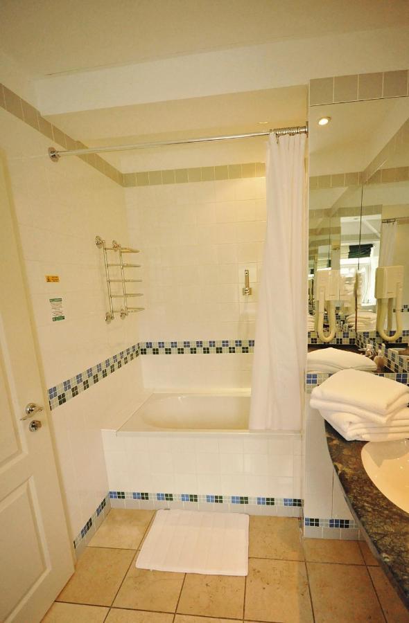 Hotel The Castle 3*